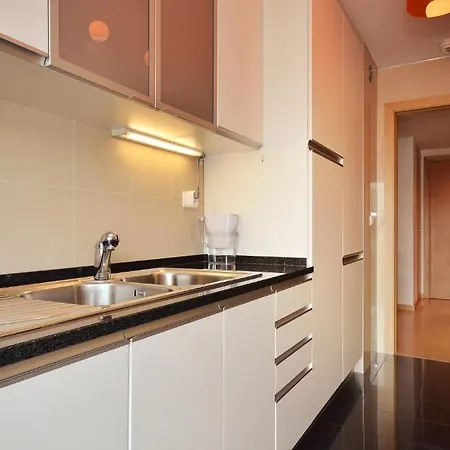 - Parque Das Nacoes Apartment *